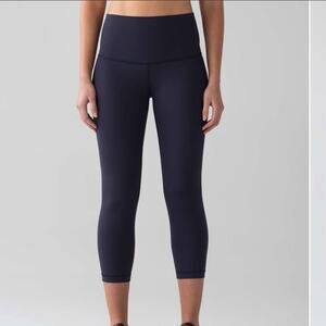Lululemon Navy Blue Wunder Under Crop Leggings